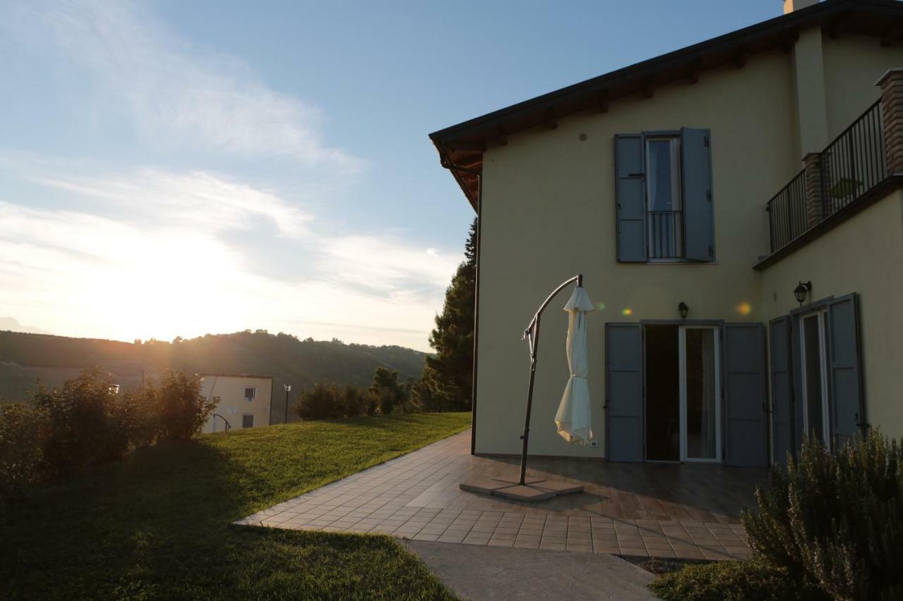 Agriturismo Terra Dei Falchi Castilenti Eksteriør bilde