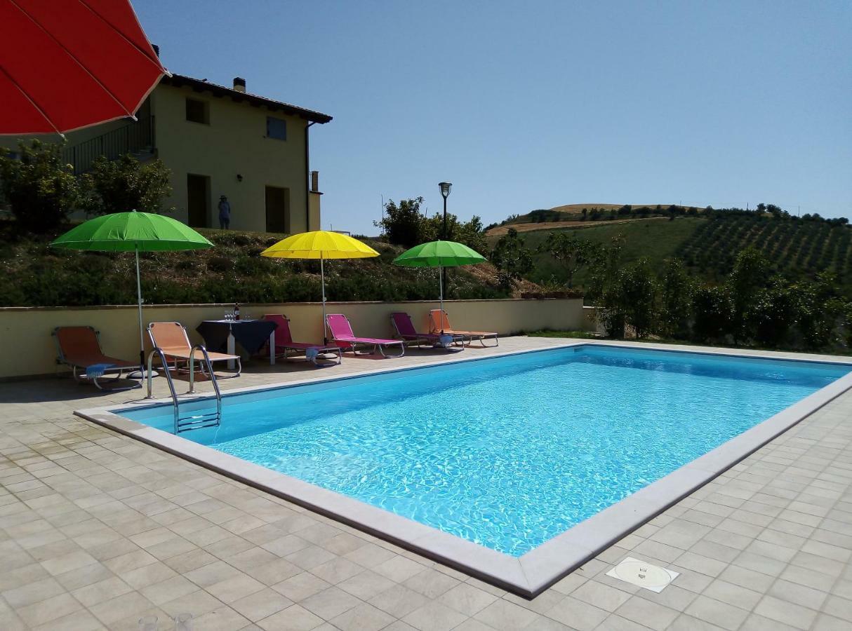 Agriturismo Terra Dei Falchi Castilenti Eksteriør bilde