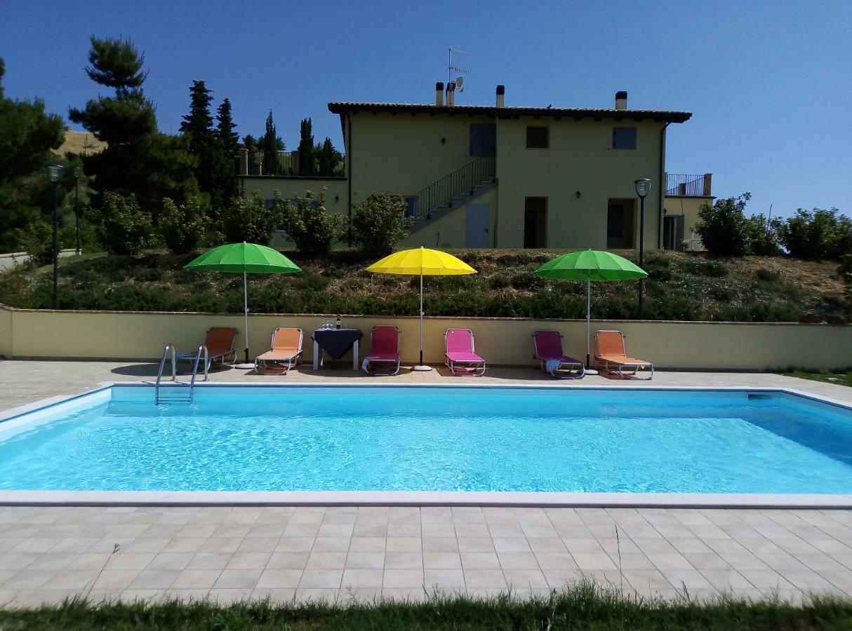 Agriturismo Terra Dei Falchi Castilenti Eksteriør bilde